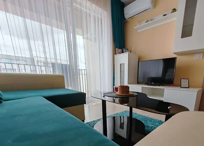 Luxurious Landing Apartment