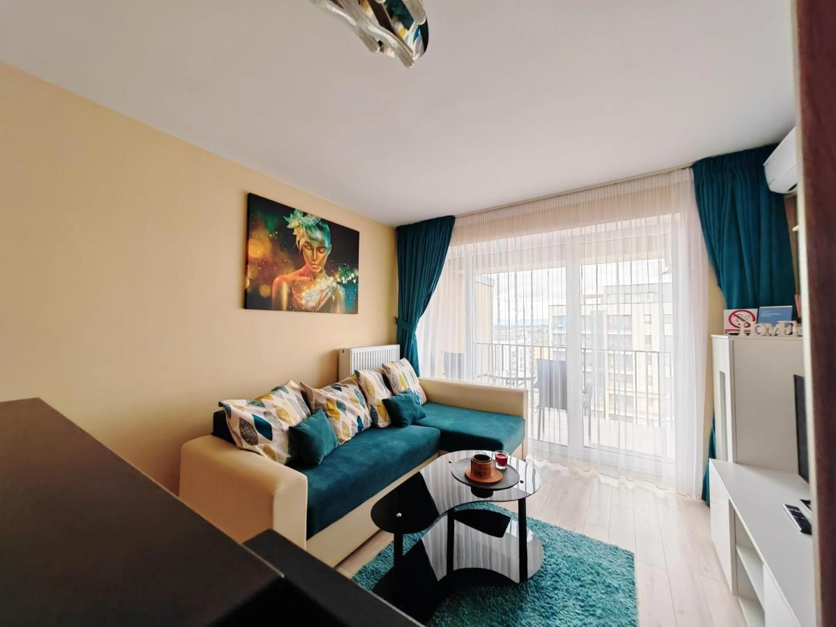 Luxurious Landing בראשוב